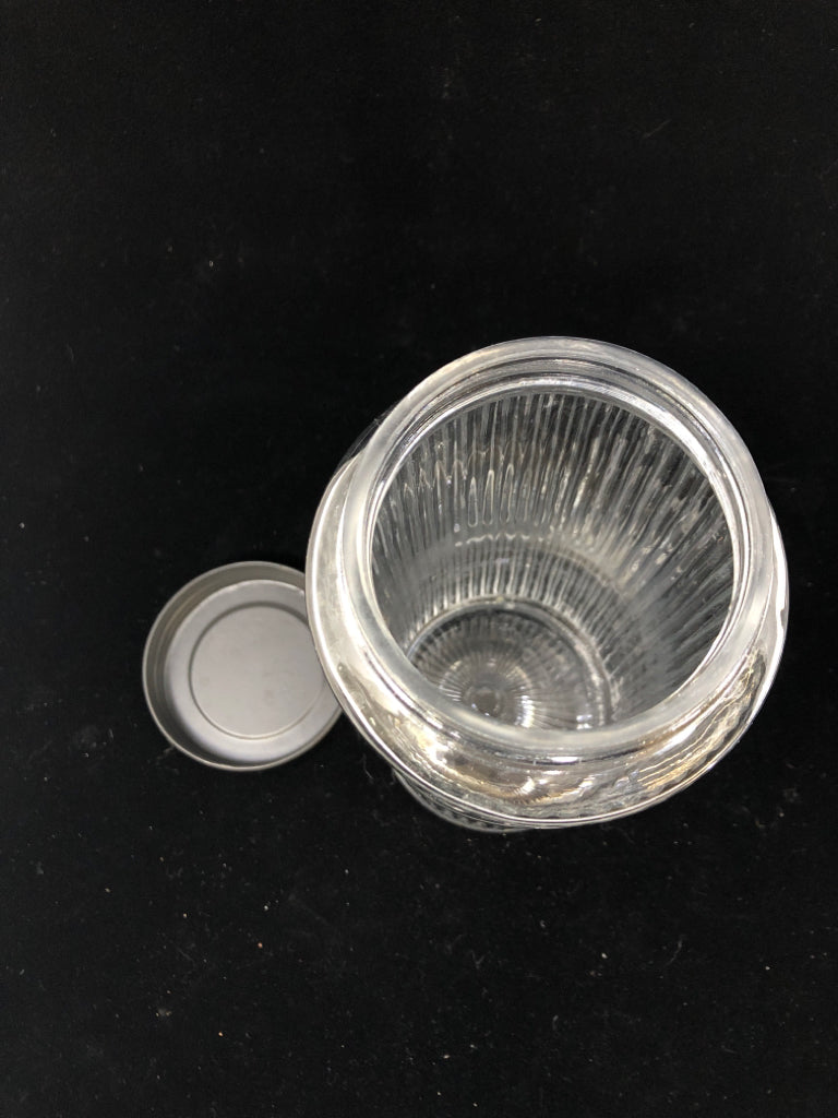 GLASS FLOUR CONTAINER W/GRAY LID.