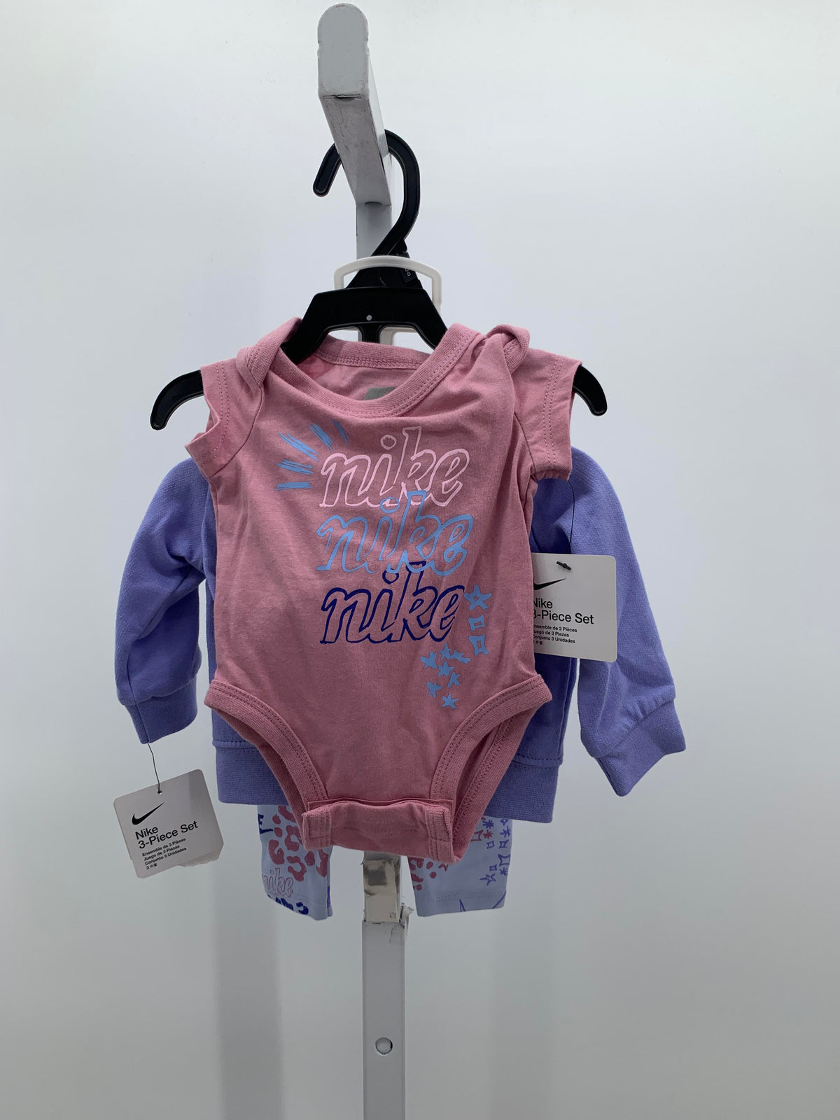 Nike Size Newborn Girls 3 Pieces
