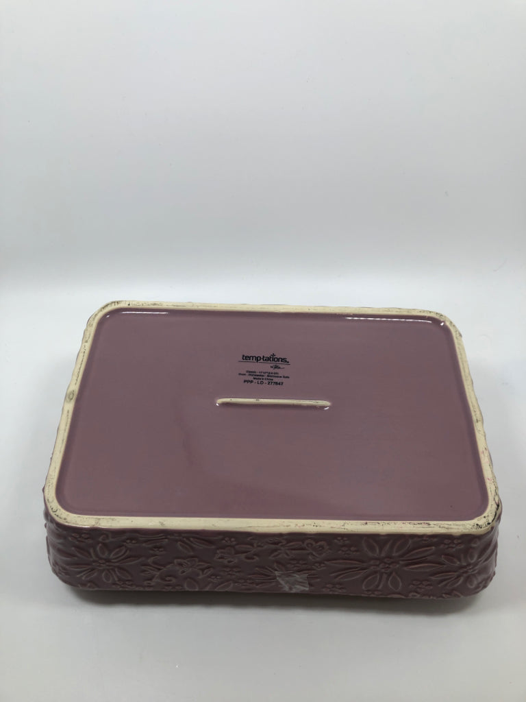 TEMPTATIONS PURPLE BAKING DISH W/LID.