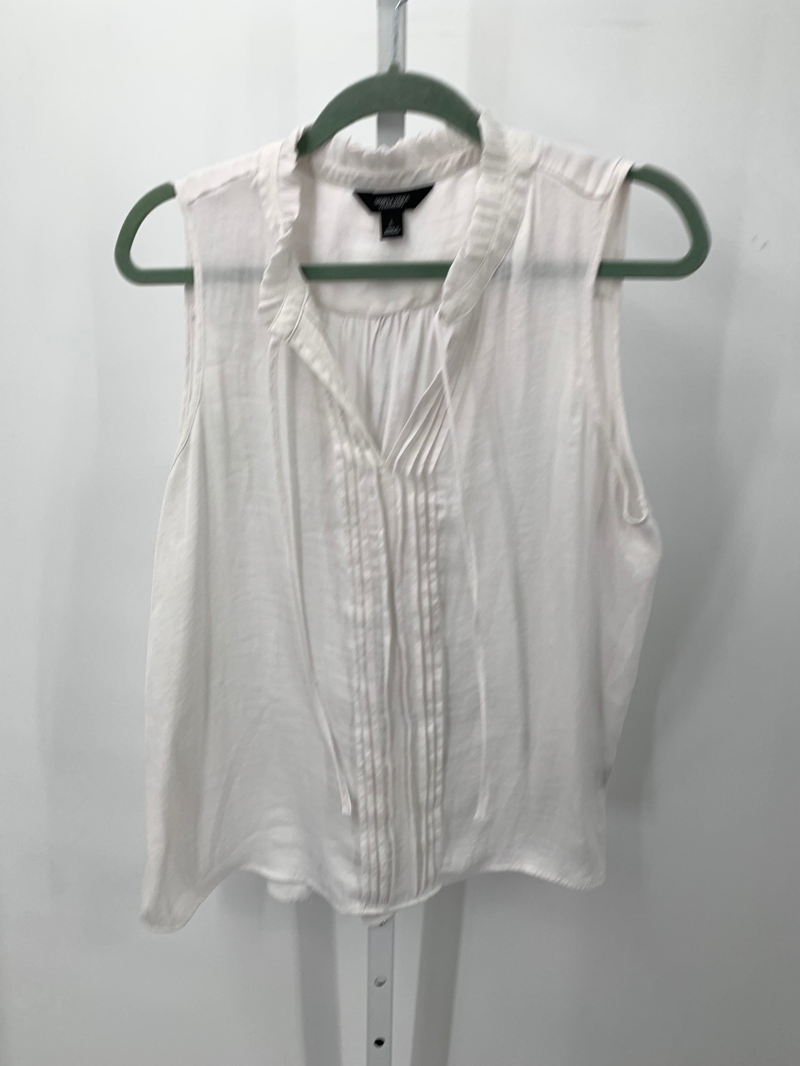 Vera Wang Size Large Misses Sleeveless Shirt