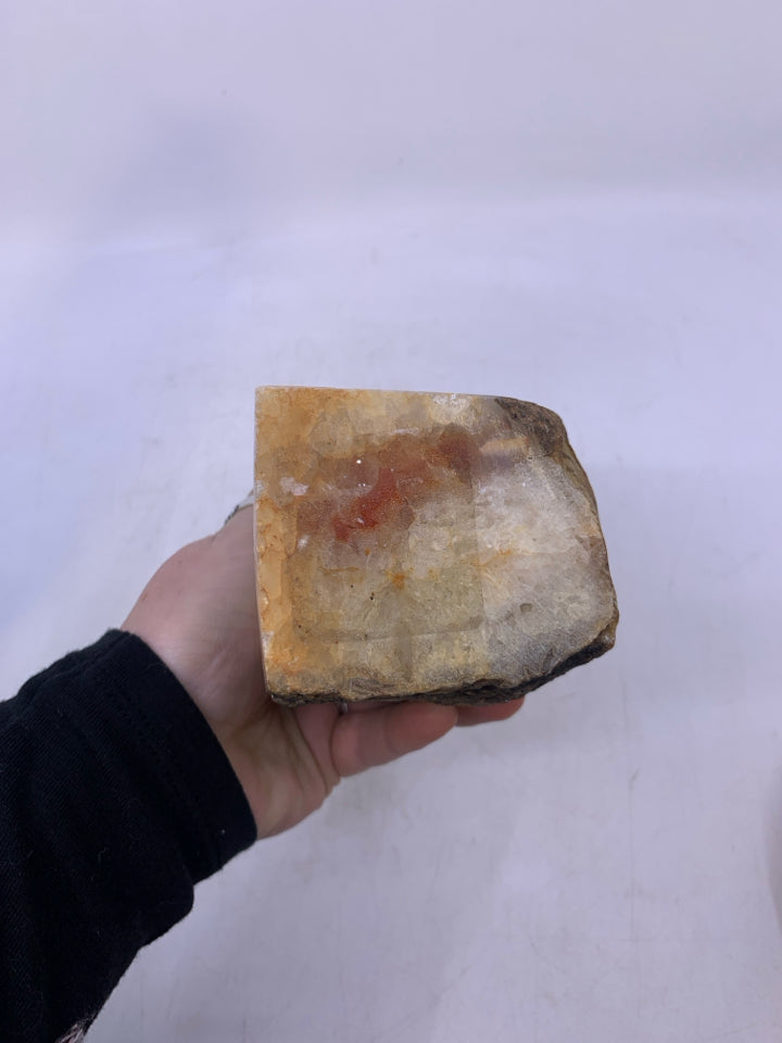 HEAVY ROCK/CRYSTAL W/ ORANGE CENTER.