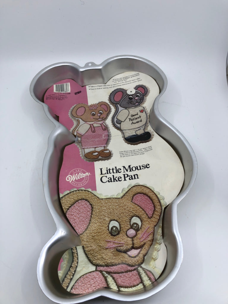 LITTLE MOUSE CAKE PAN.