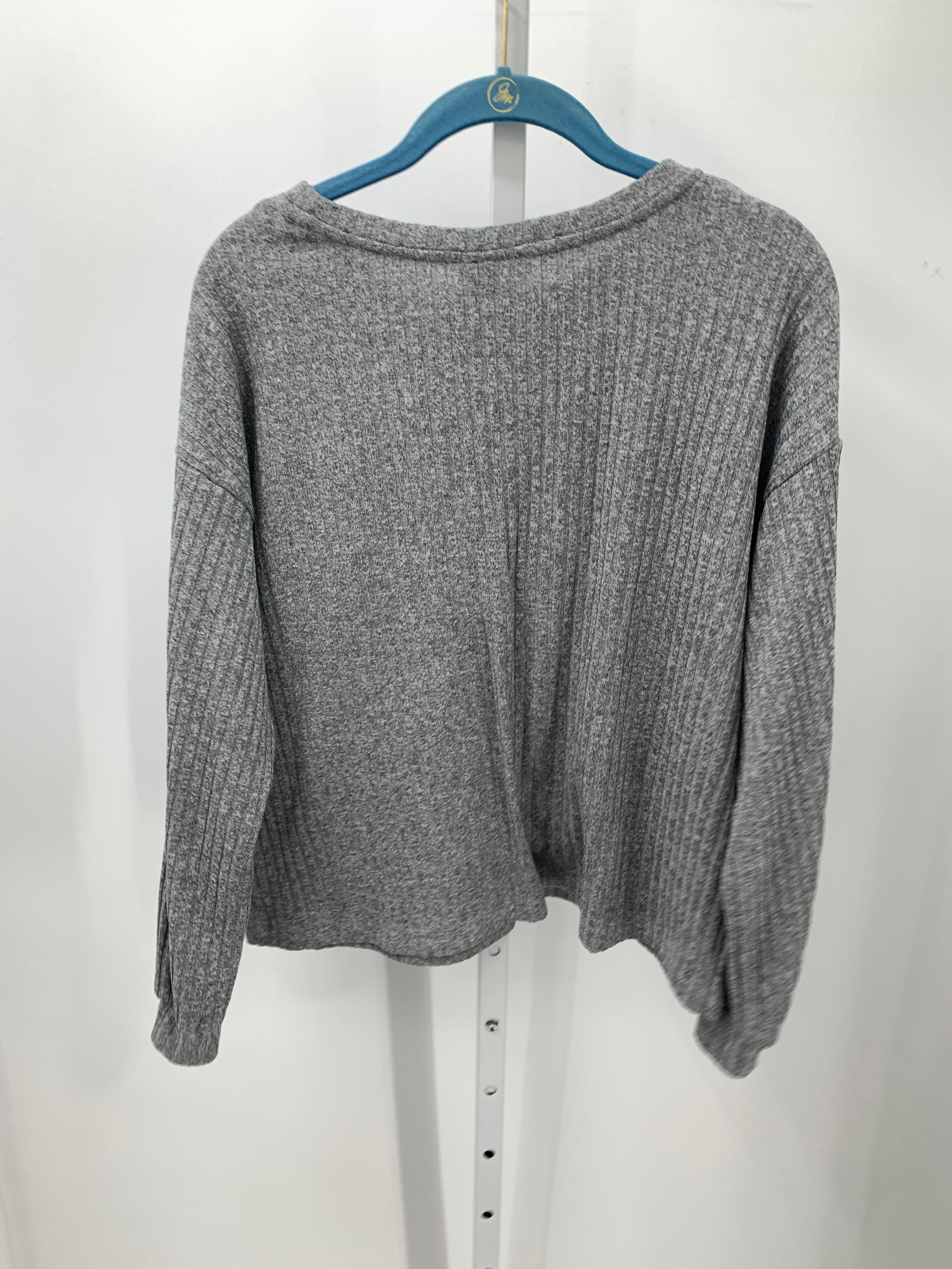 Love Scarlett Size Small Juniors Long Sleeve Sweater