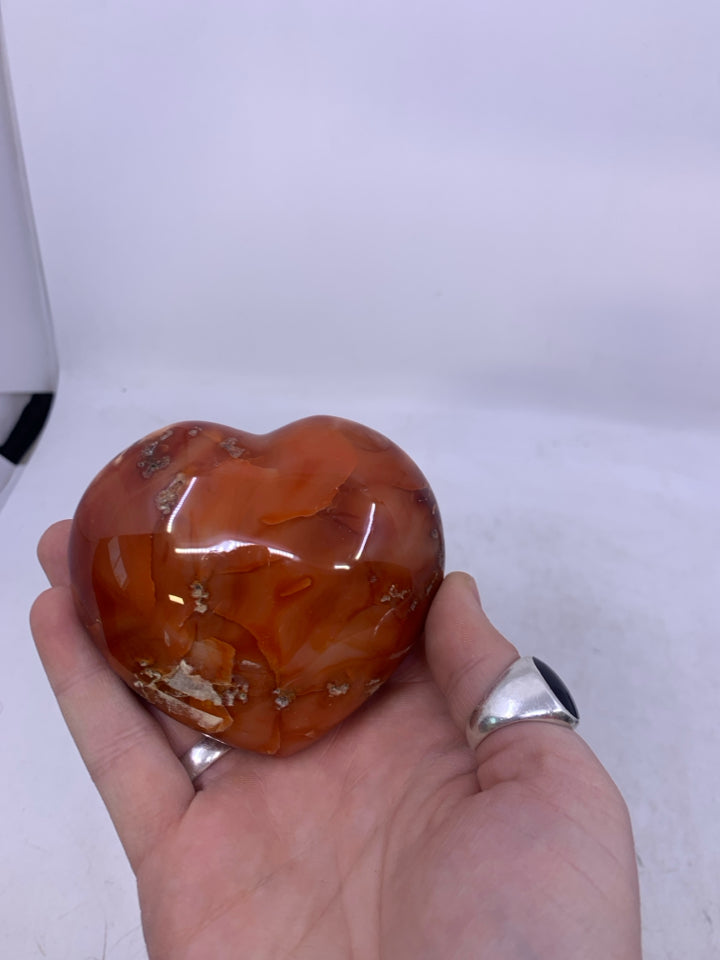 DARK ORANGE STONE HEART GLOSSY.
