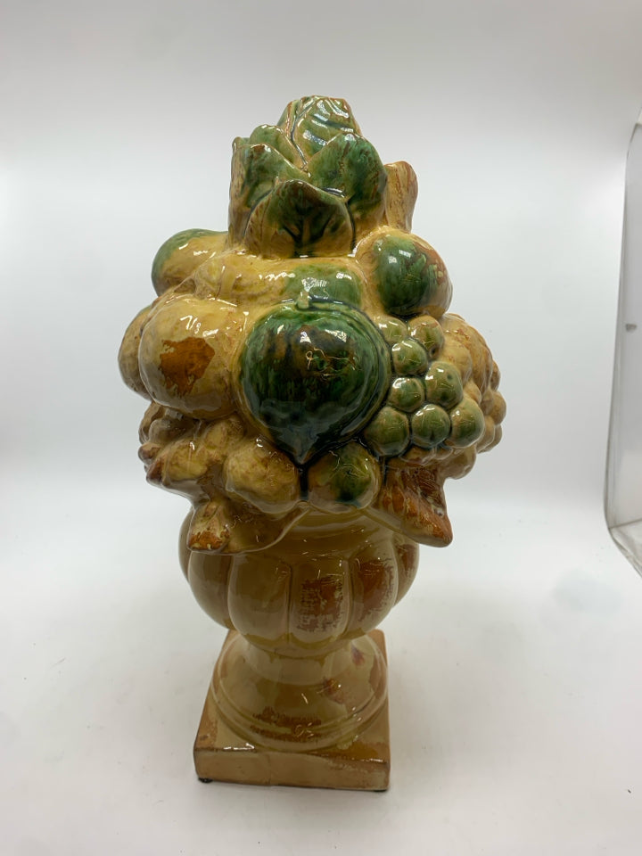 VTG STYLE CERAMIC FRUIT TOPIARY.