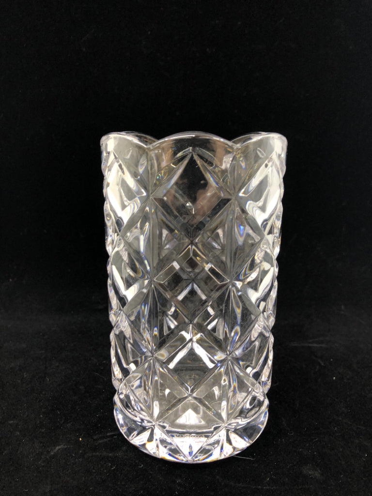 MARQUIS BY WATERFORD CRYSTAL CUT VASE.