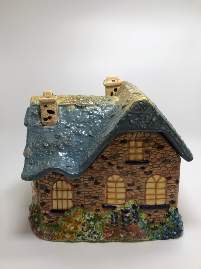 THOMAS KINKADE COTTAGE COOKIE JAR.