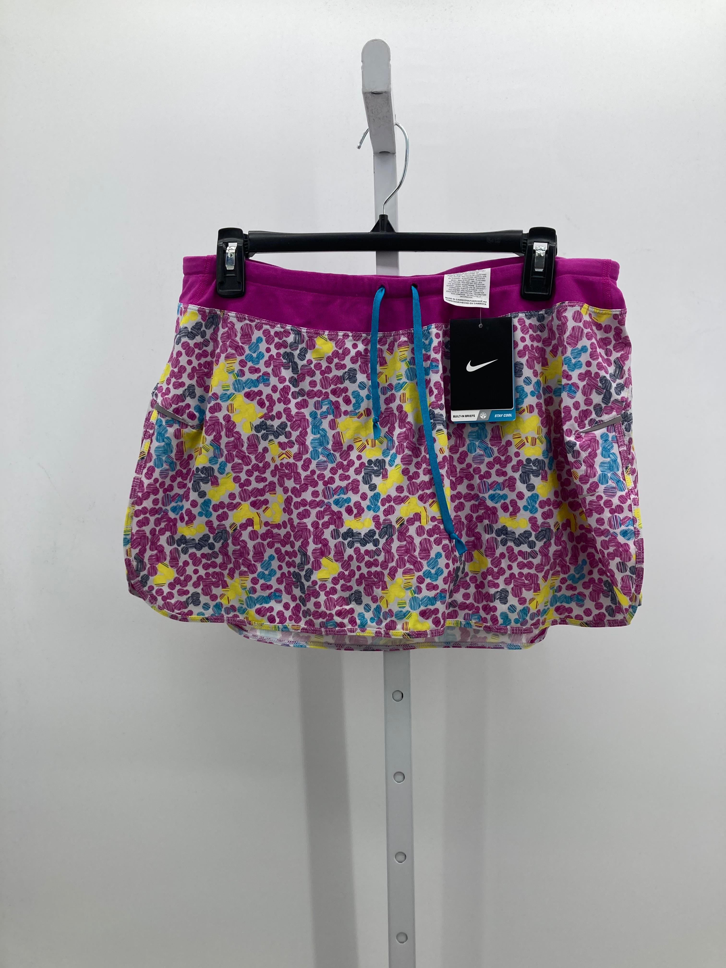 Nike Size Large Misses Skirt