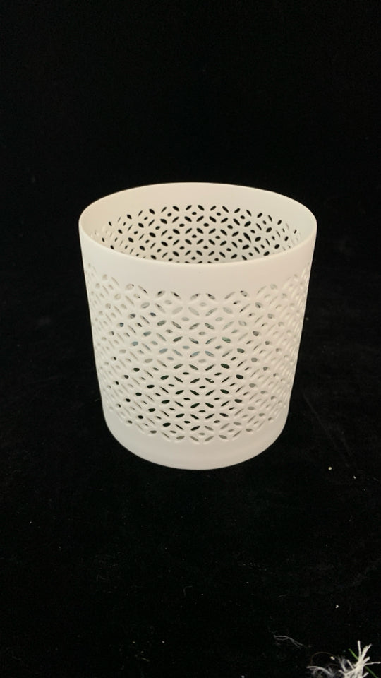 WHITE MATTE CANDLE HOLDER + SNOW THEMED CANDLE.