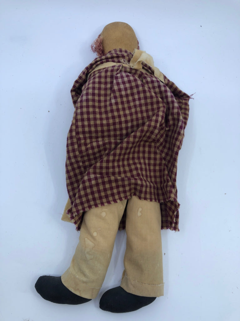 RAGGEDY ANN PRIMITIVE DOLL.
