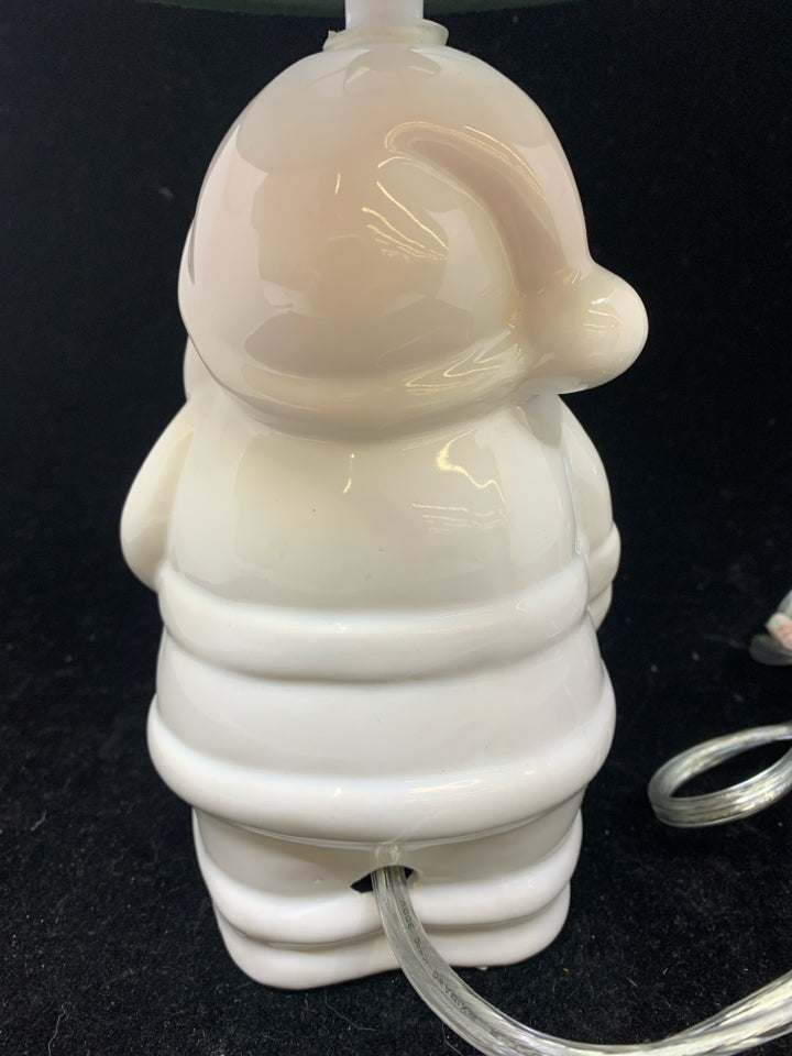 CERAMIC WHITE SANTA BASE W/ DARK GREEN SHADE.