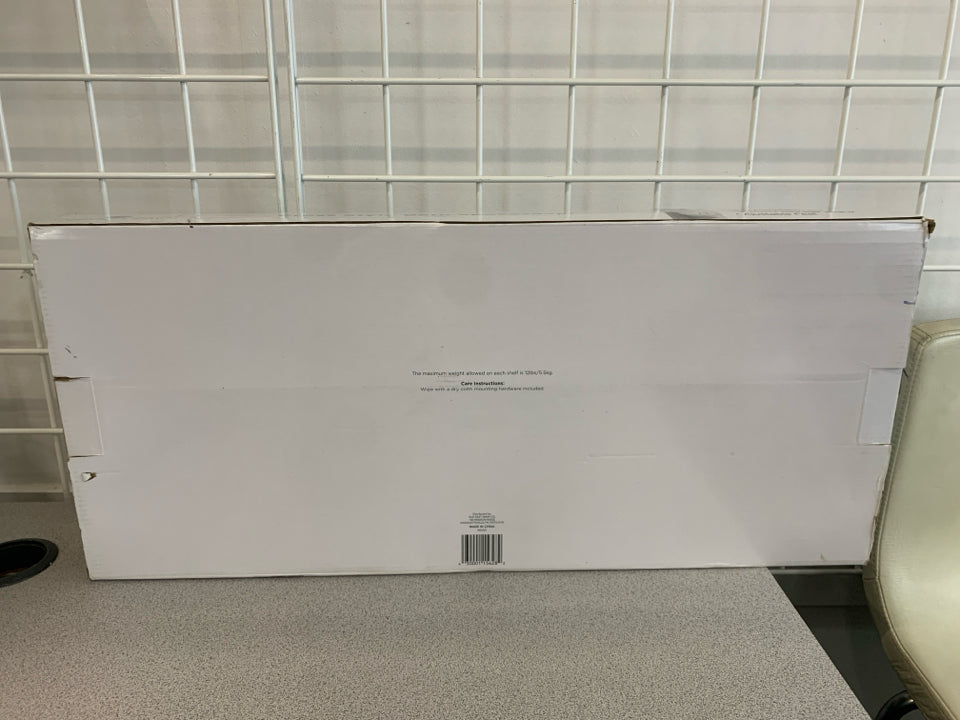 NIB SPACESAVER BATHROOM SHELF.