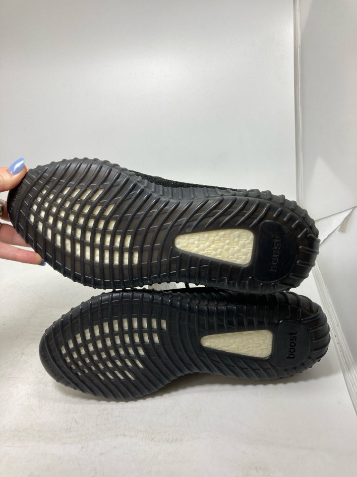 Adidas Yeezy Boost 350 V2 Oreo BY1604