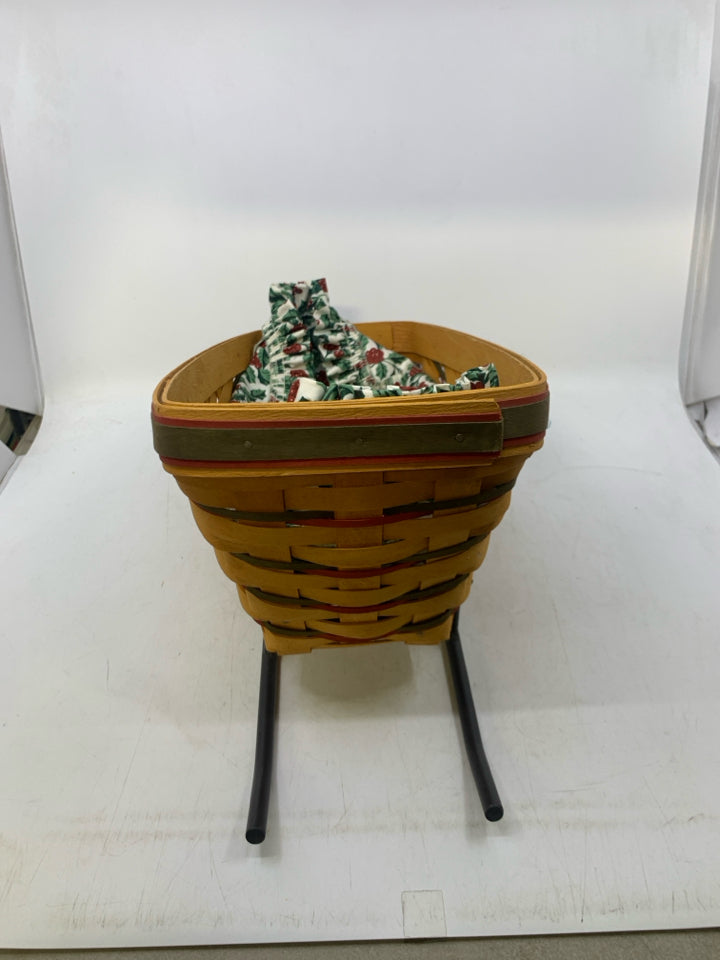 LONGABERGER 1997 HOLIDAY SLEIGH BASKET W/ LINER.