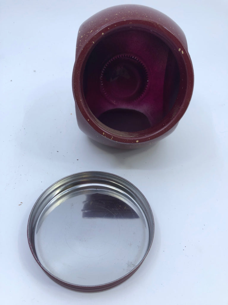 SMALL RED PRIMITIVE JAR W TAN STAR.