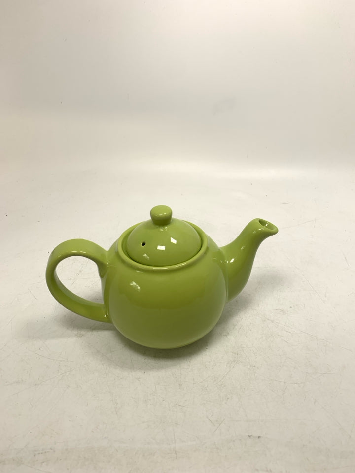 TEA POT FOR ONE CERAMIC TEAPOT.