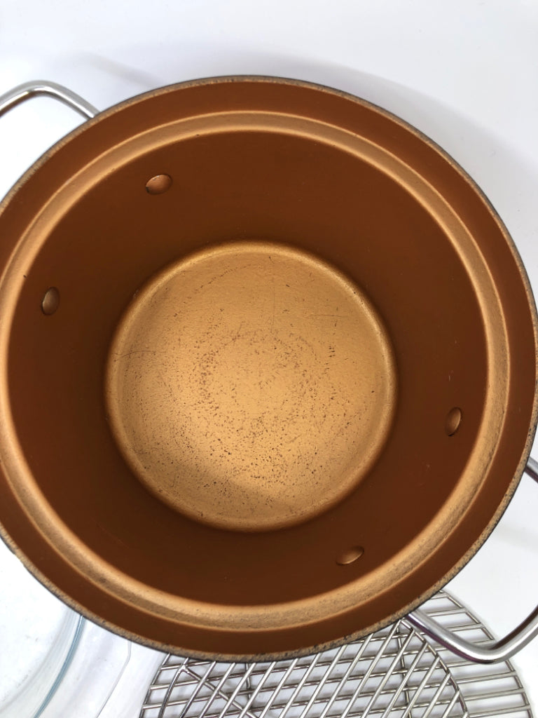 COOKS ESSENTIALS STEAMER/SOUP POT W/GLASS LID.