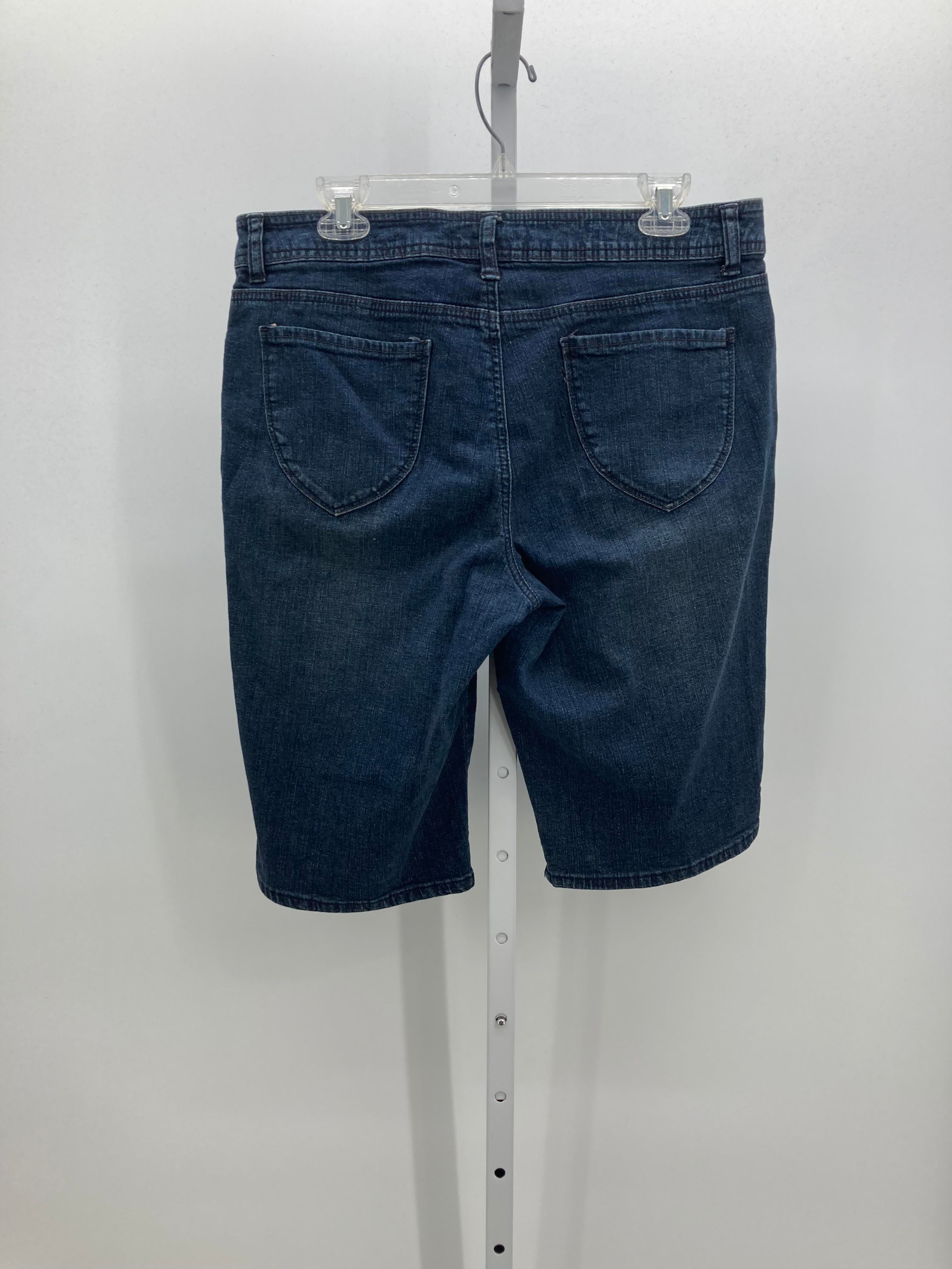St. Johns Bay Size 12 Misses Shorts