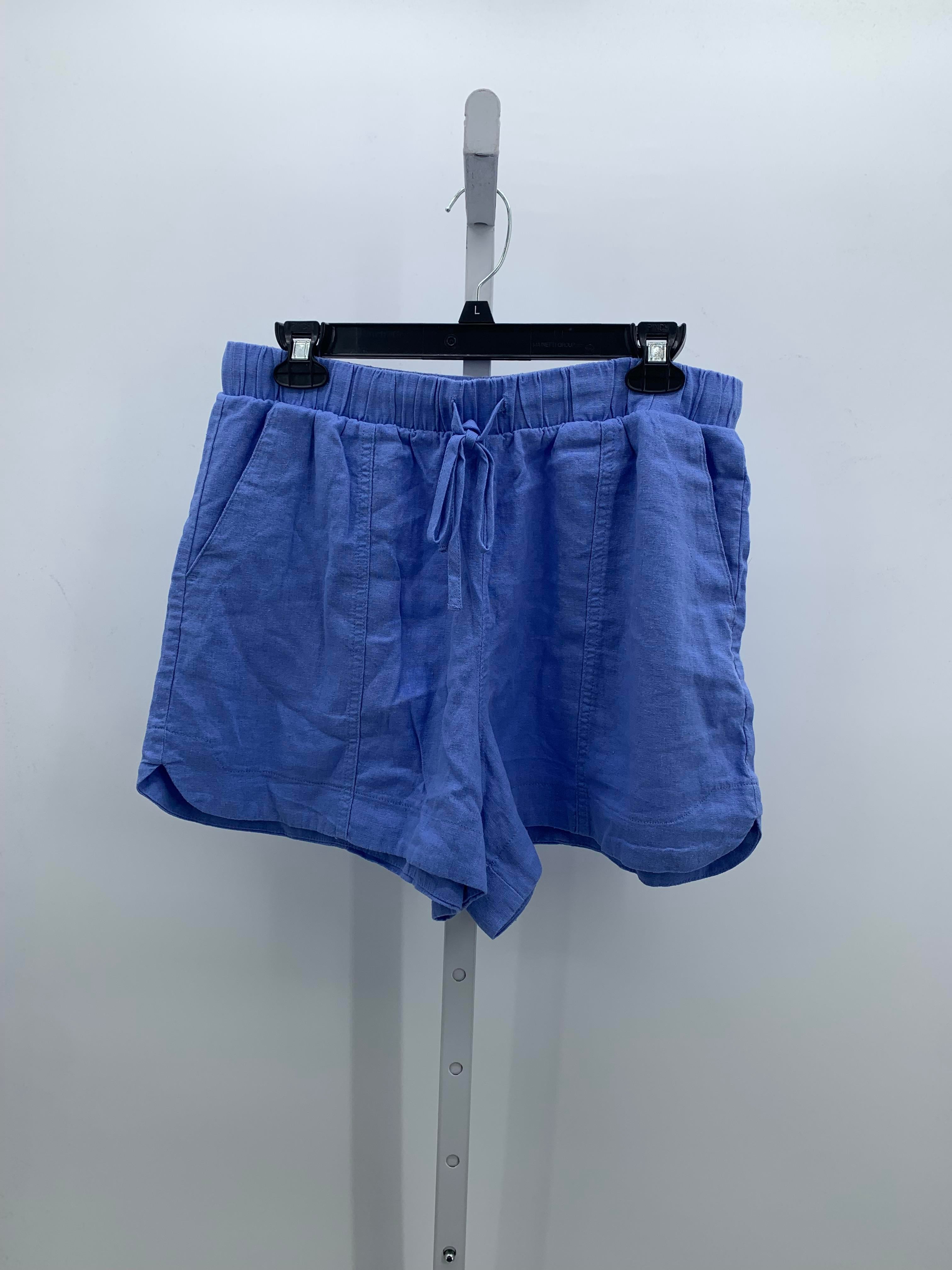 Universal Thread Size Medium Misses Shorts