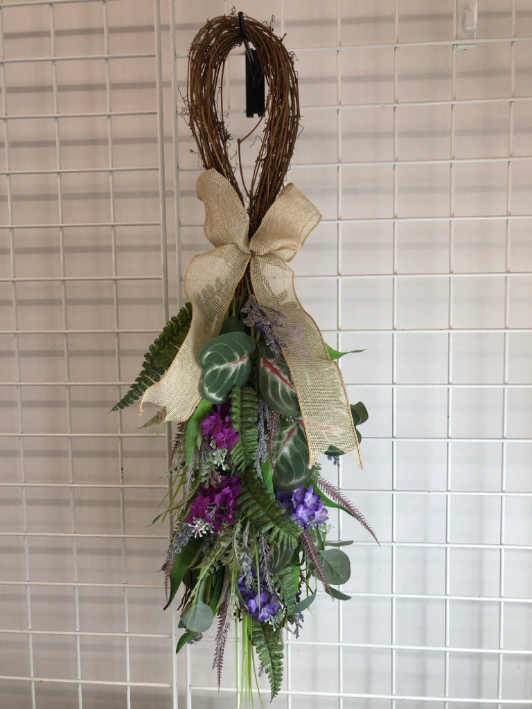 WILDFLOWER BOUQUET SWAG.