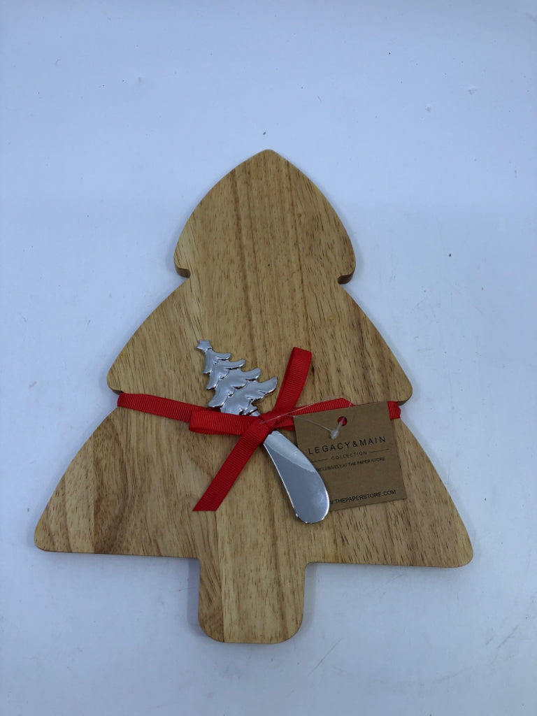 WOOD TREE SHAPED TREE W/ SILVER METAL CHEESE SPREADER.