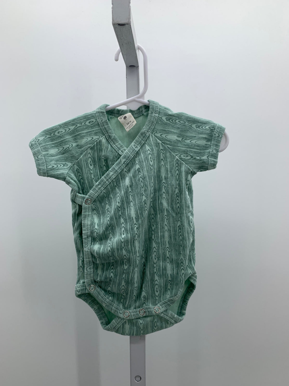 PATTERN KNIT.