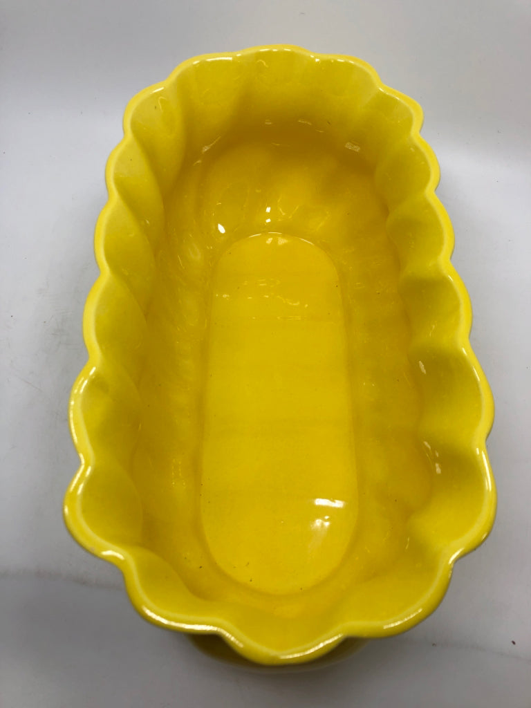 VTG YELLOW SWIRLING PATTERNED CENTERPIECE DISH/PLANTER.