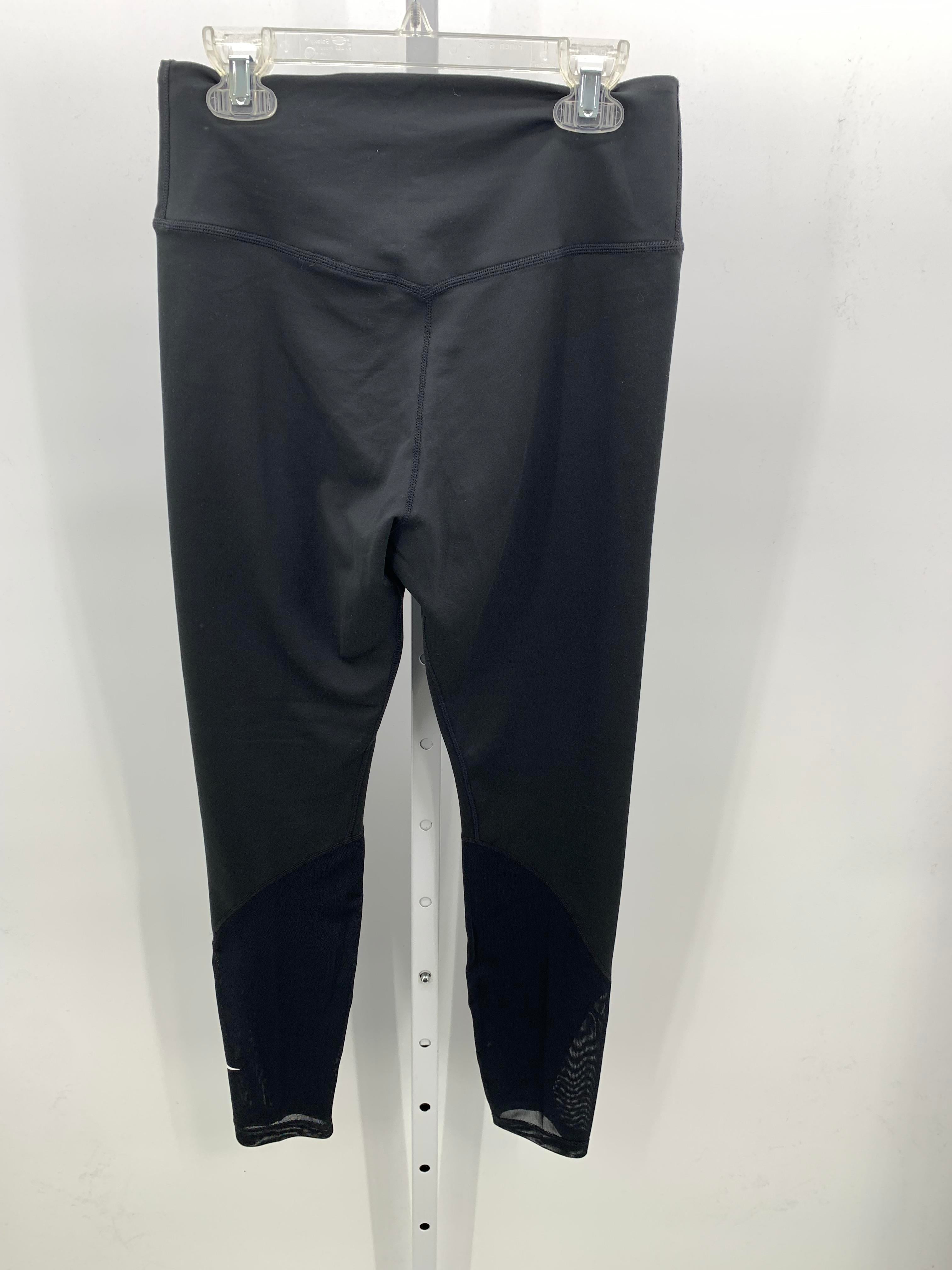 Nike Size Medium Misses Leggings