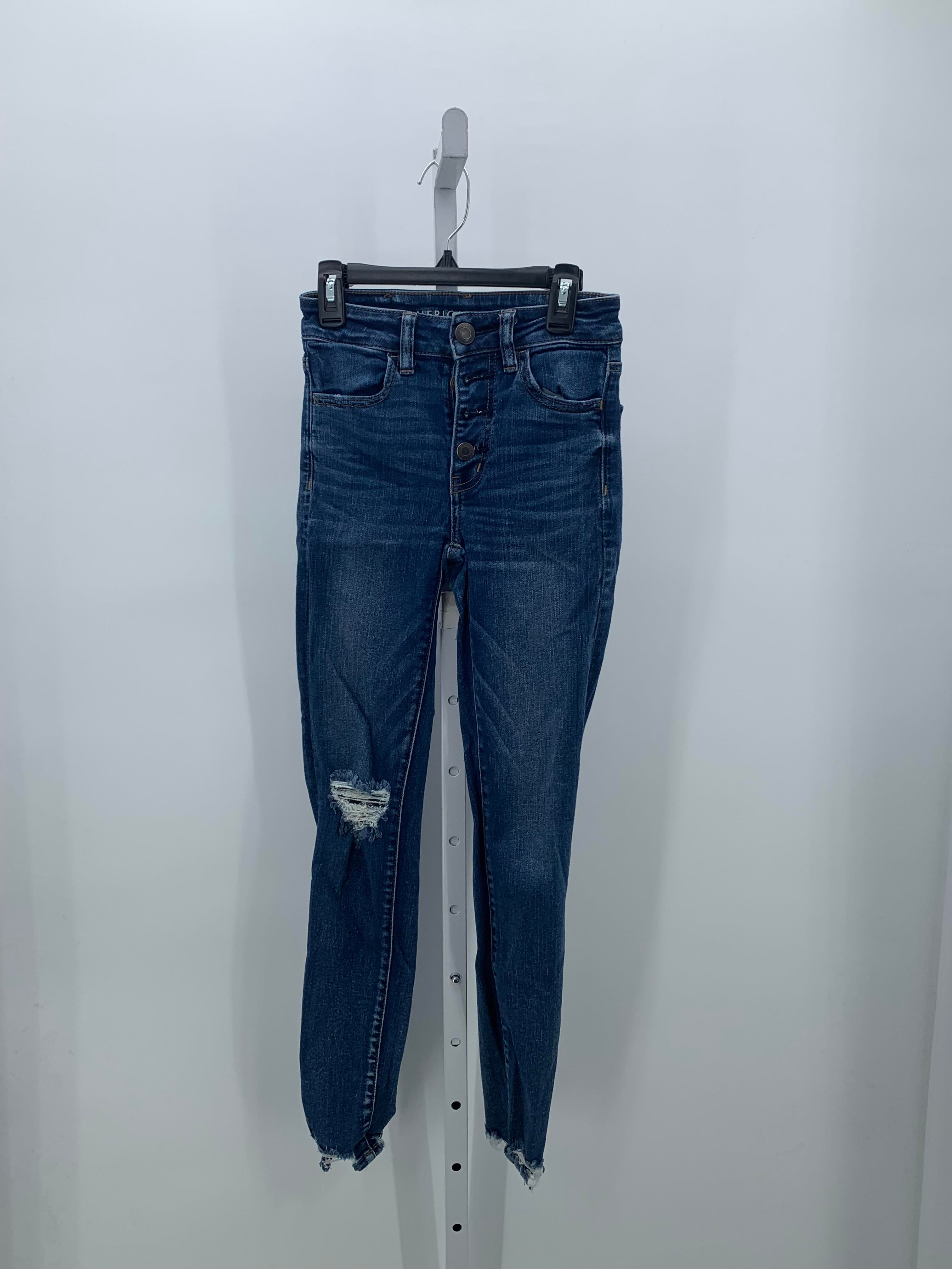 American Eagle Size 00 Juniors Cropped