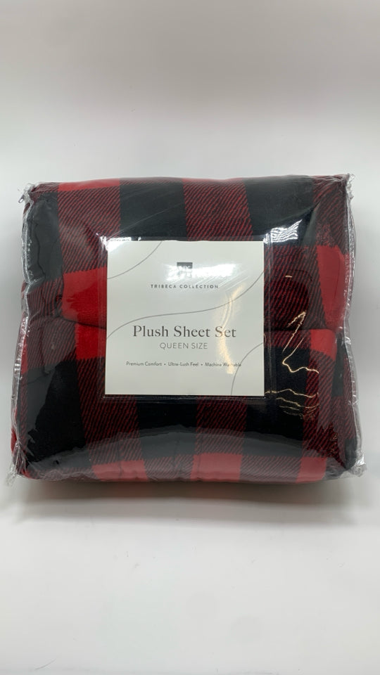 NIP RED PLAID QUEEN SET.