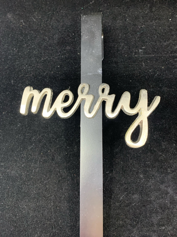BLACK METAL SILVER "MERRY" OVER THE DOOR WREATH HOLDER.