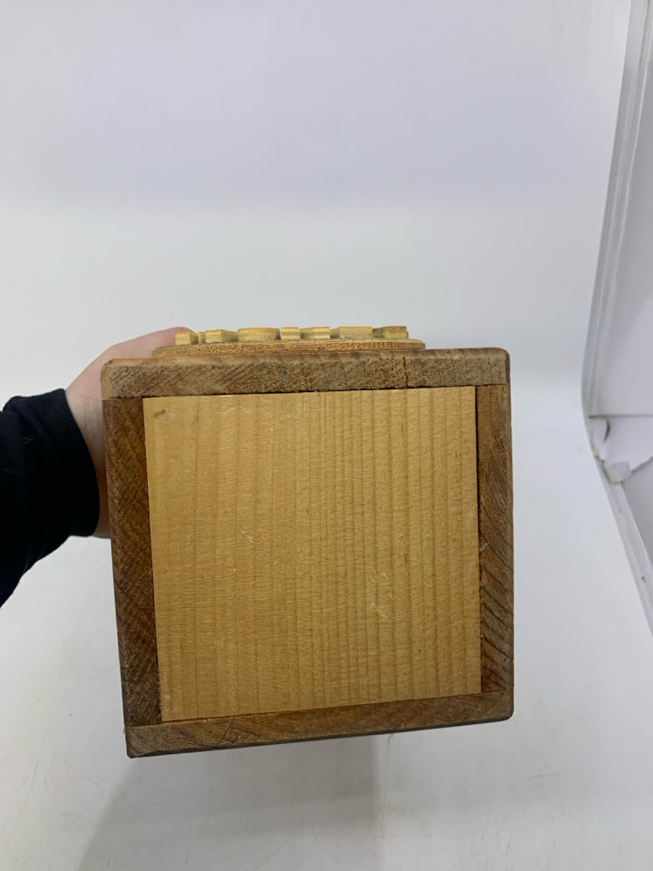 HARLEY FUND WOOD BANK BOX.