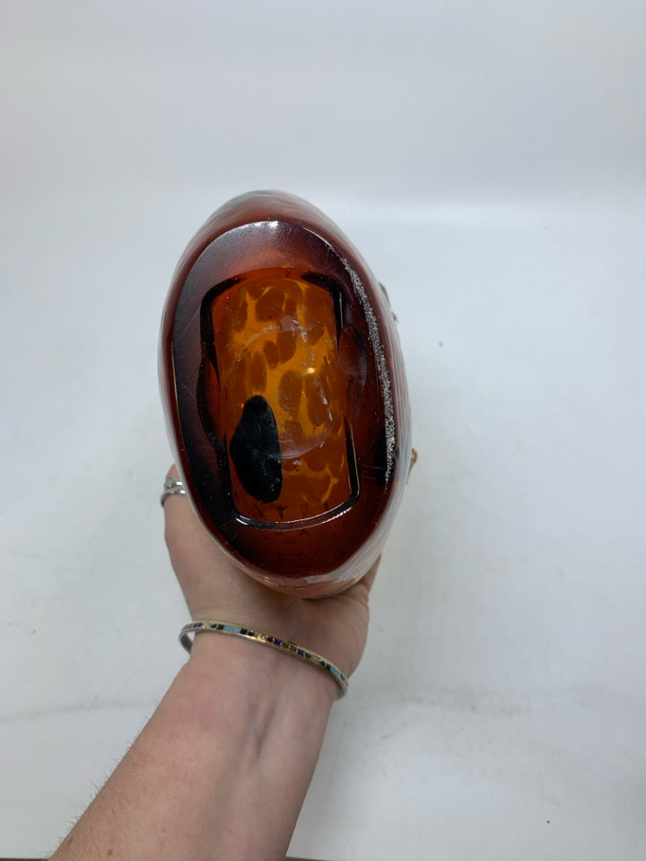 BLOWN ORANGE SPECKLED GLASS PURSE SHAPED VASE CLEAR HANDLES.