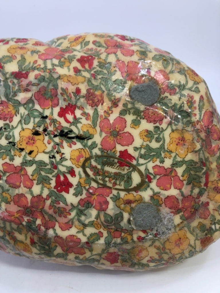 VTG DECOUPAGE FLORAL CERAMIC CAT W/PINK BELL COLLAR.