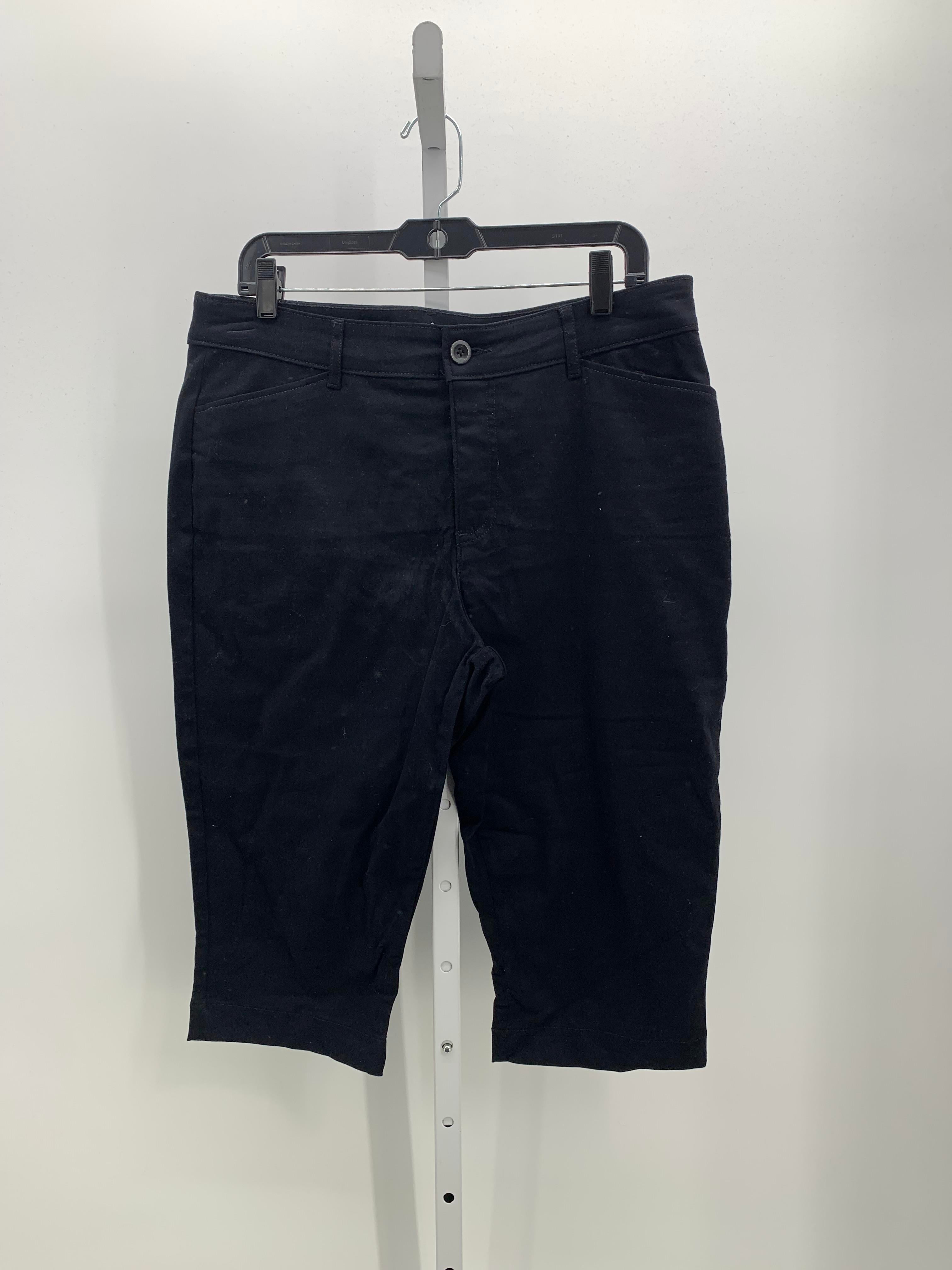 St. Johns Bay Size 14 Petite Petite Capri Pants