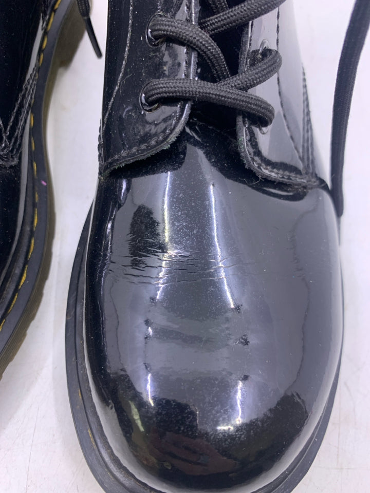 Dr. Martens Size 6 Juniors Boots