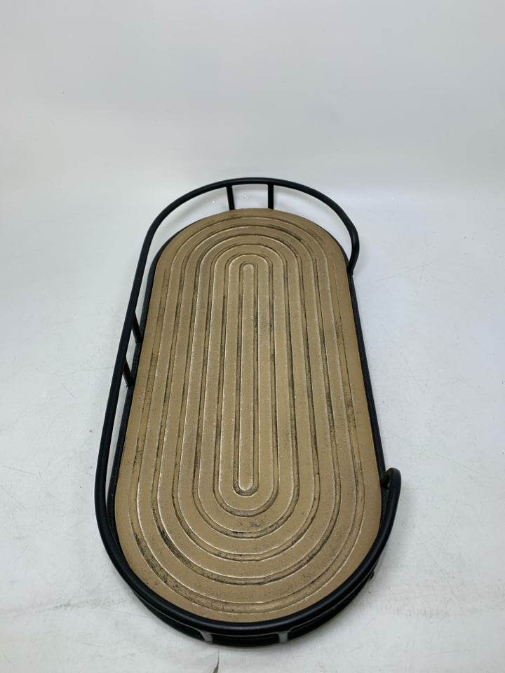 OVAL WOOD TEXTURED BASED W/ BLACK METAL BOARDER.