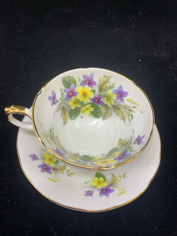 VTG WHITE W/YELLOW PURPLE FLORAL TEA CUP & SAUCER.
