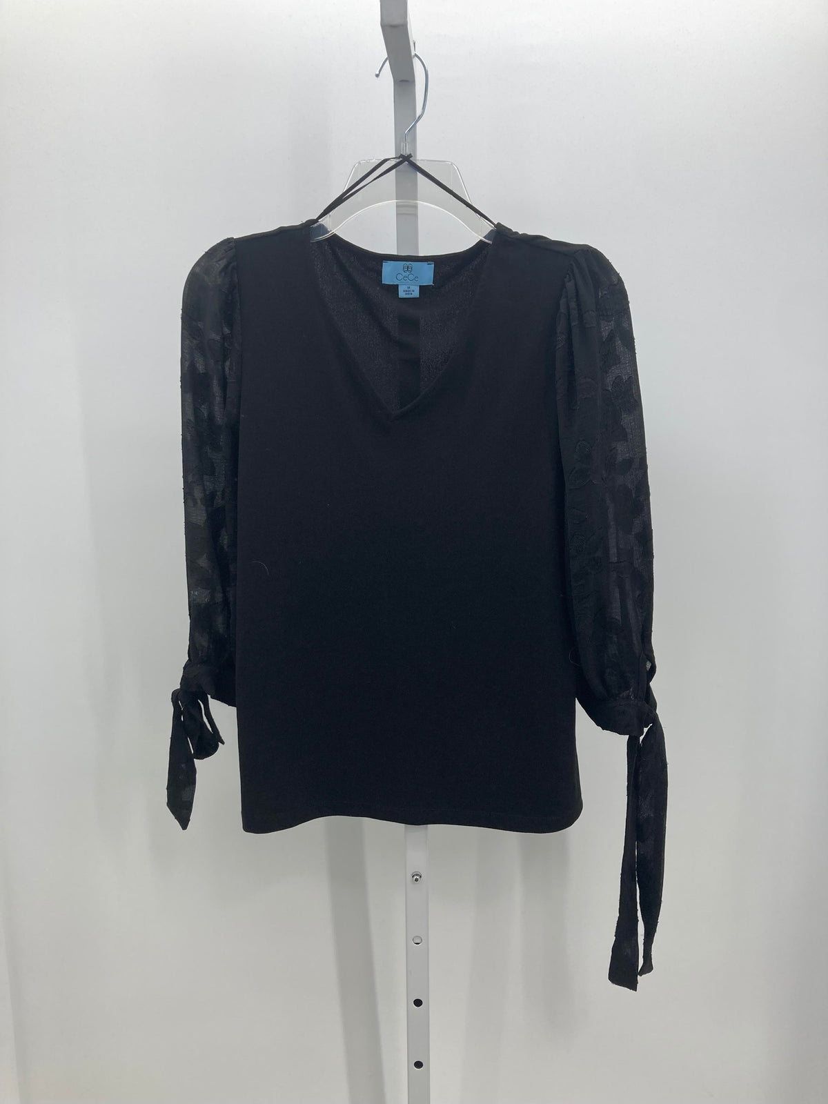 CeCe Size Medium Misses 3/4 Sleeve Shirt