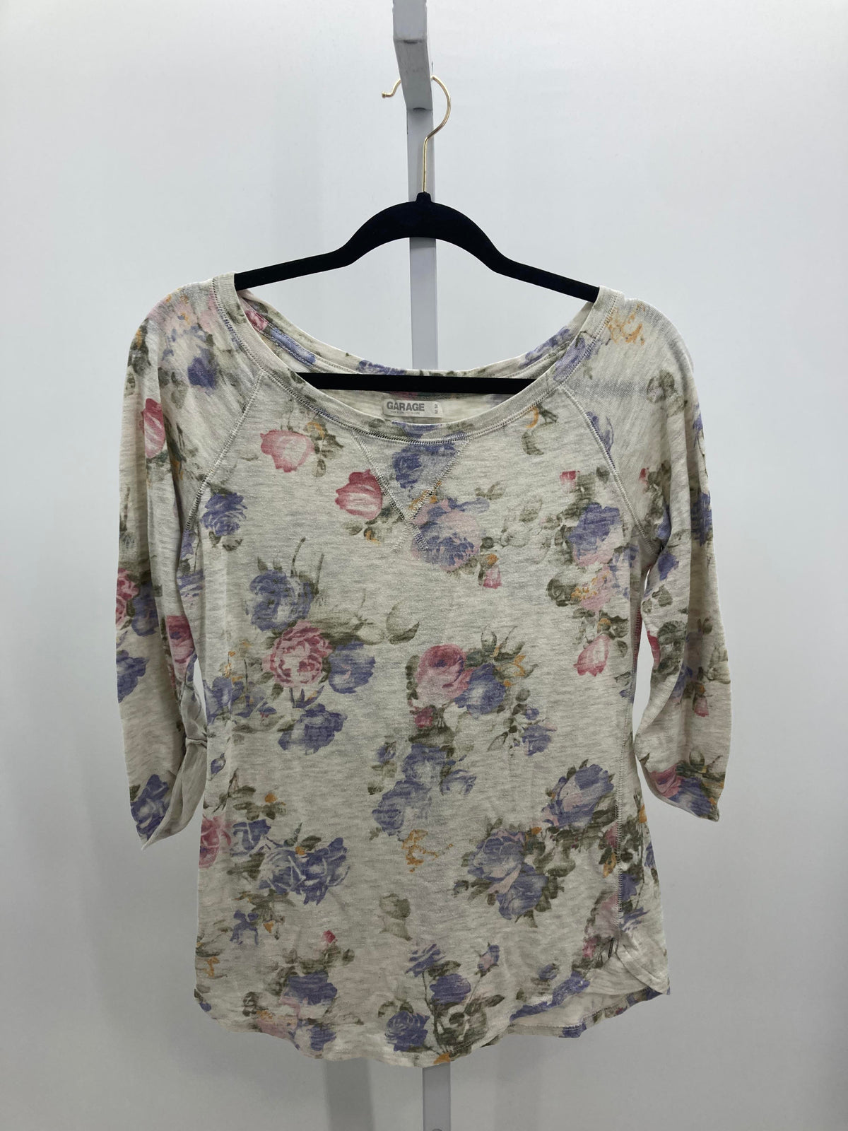 Garage Size Medium Juniors 3/4 Sleeve Shirt
