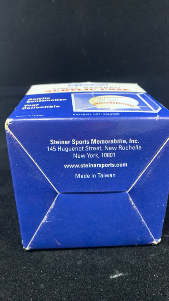 NIP ACRYLIC BASEBALL CASE STEINER.