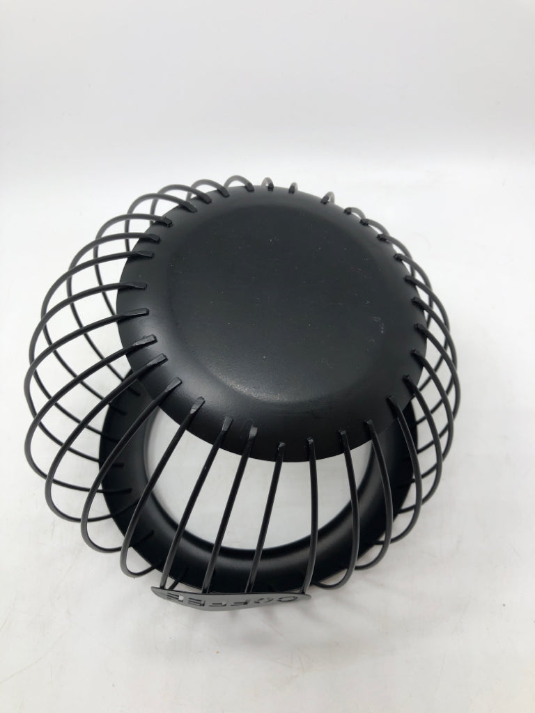 COFFEE POD BLACK METAL BASKET.