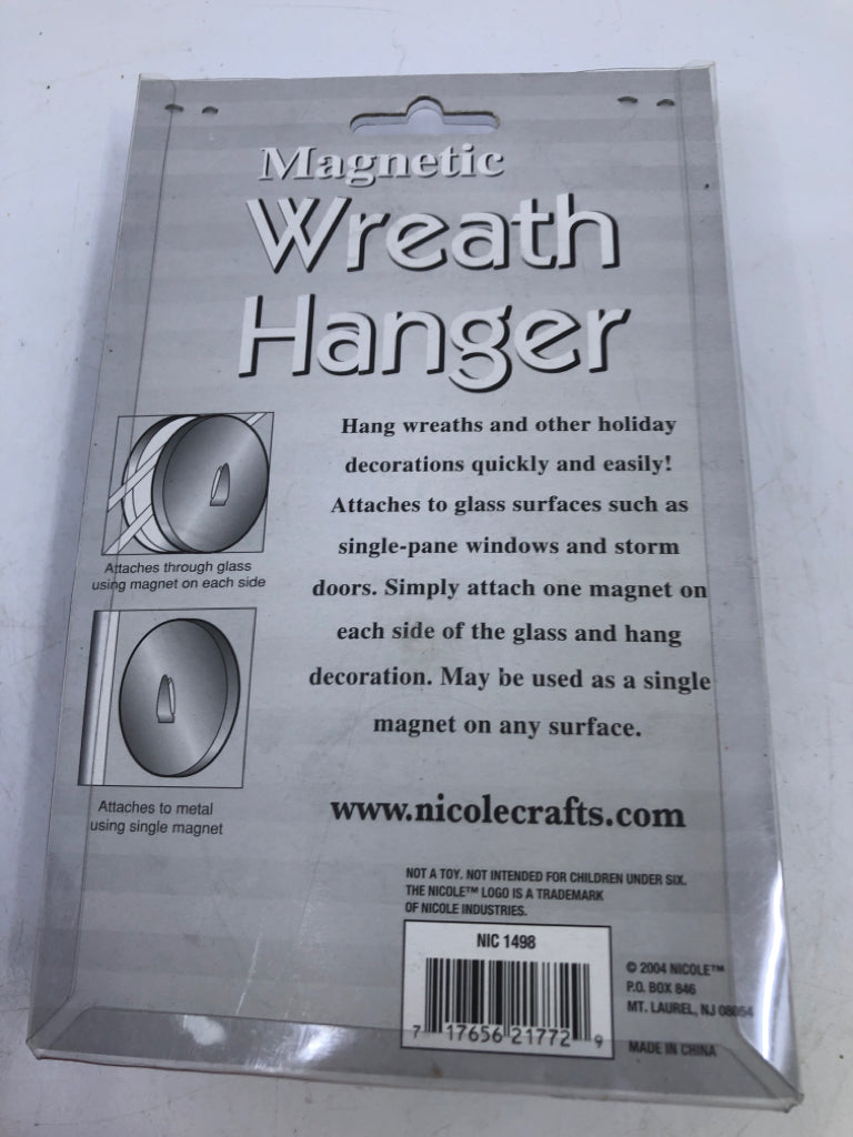 NIP MAGNETIC WREATH HANGER