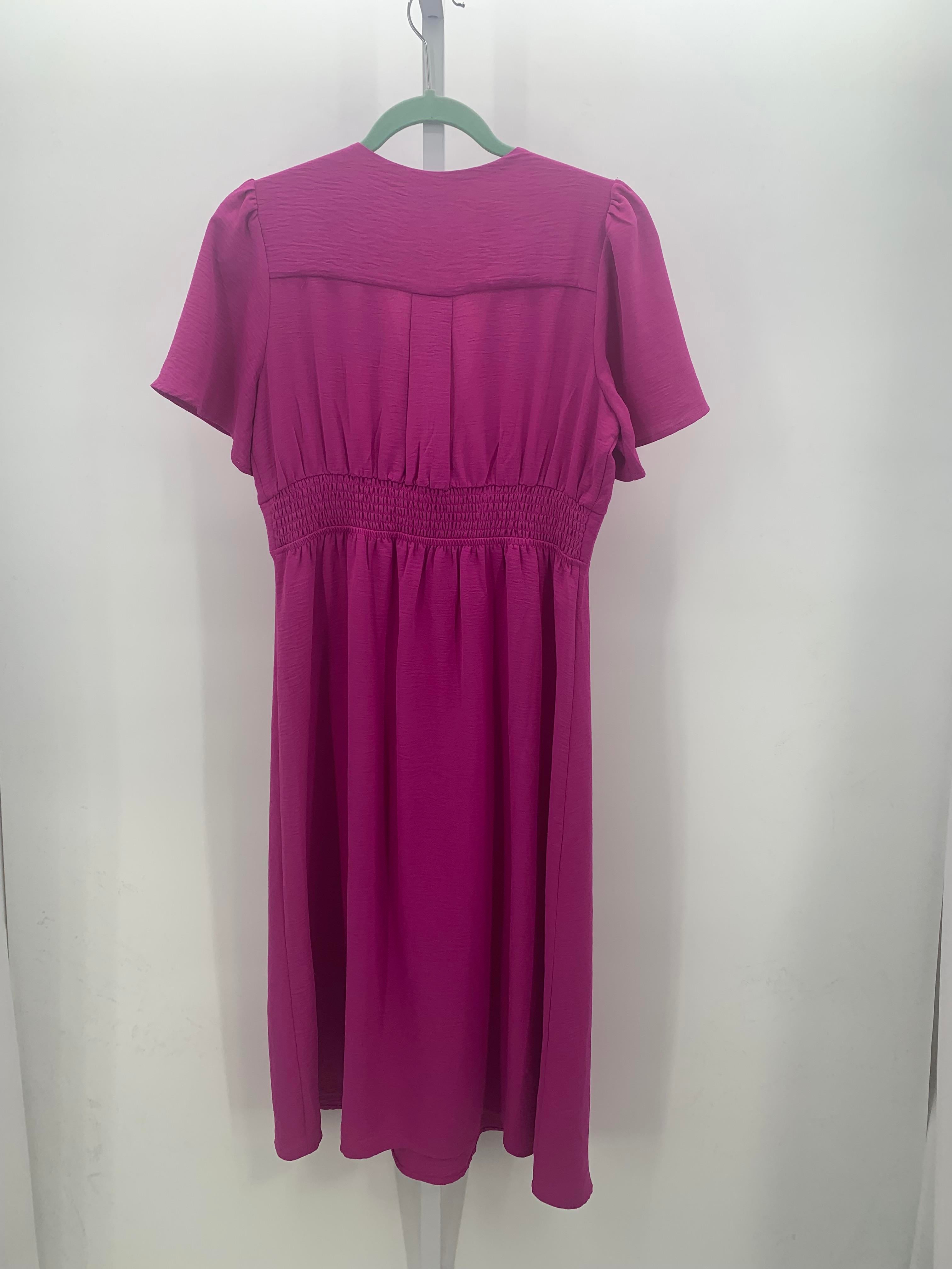monteau Size Large Misses Short Sleeve Dress