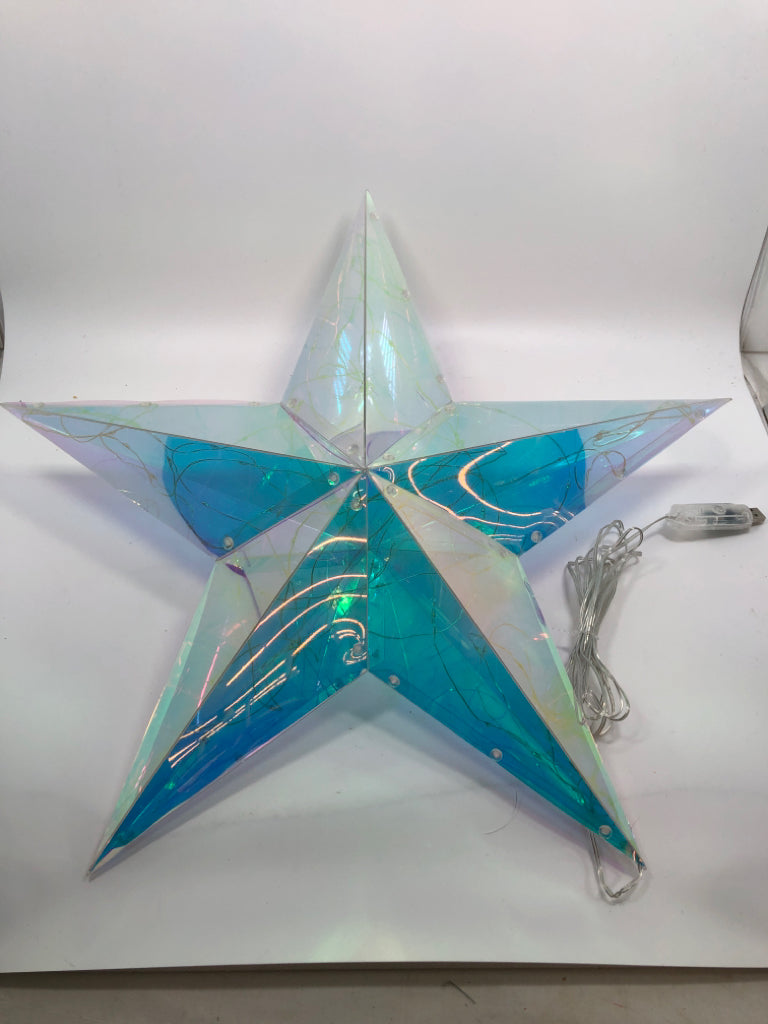 HOLOGRAPHIC STAR W/LIGHTS.
