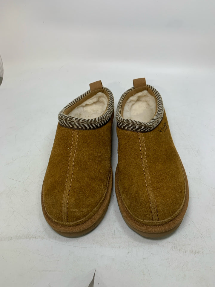 7 Juniors Slippers