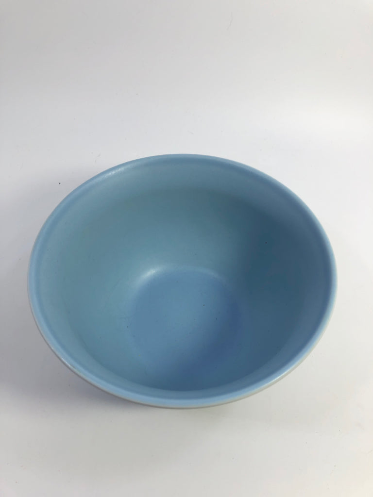 LT BLUE PFALTZGRAFF MIXING BOWL.