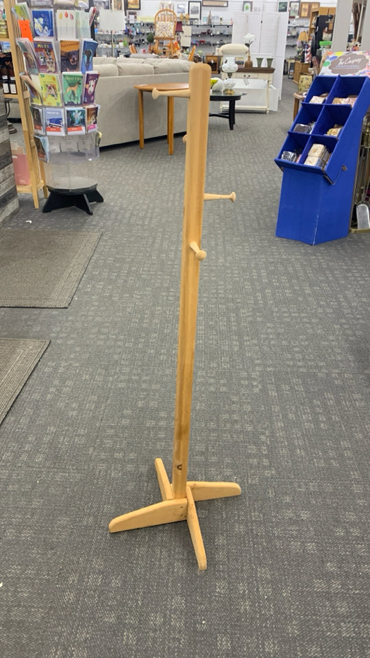 KIDS COAT RACK.