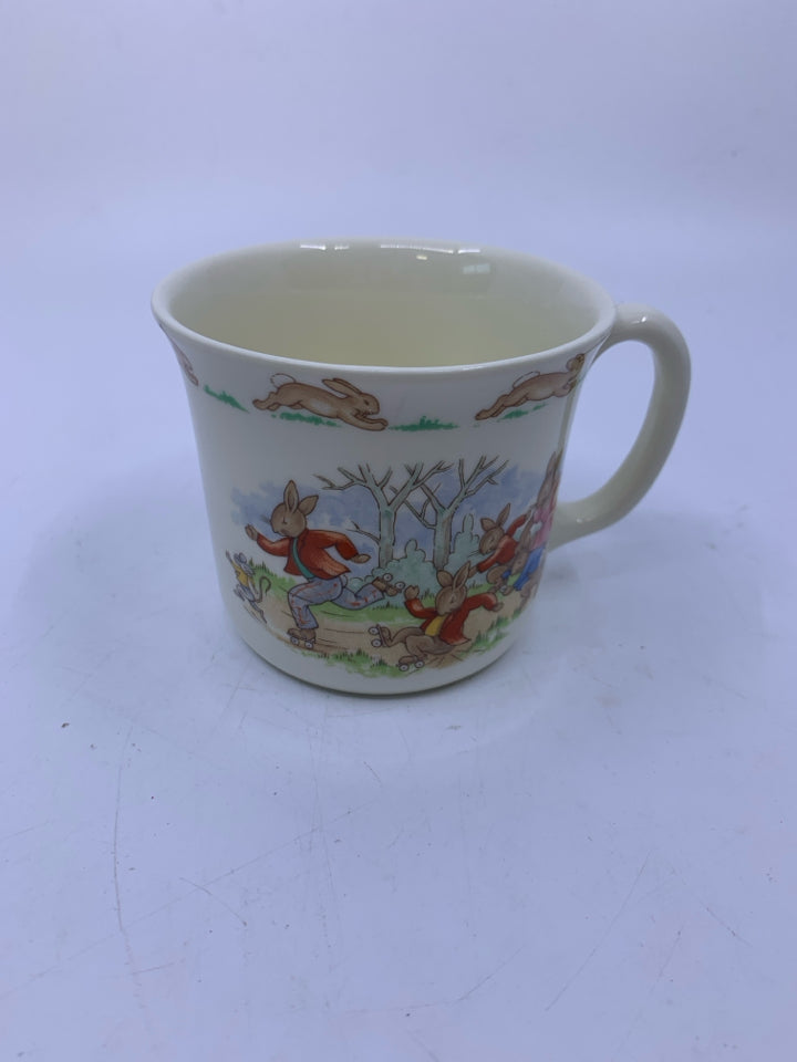 BUNNYKINS ROLLER SKATING THEMED MUG.