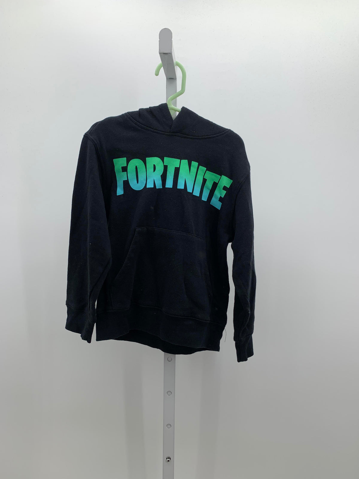 HOODED KNIT.